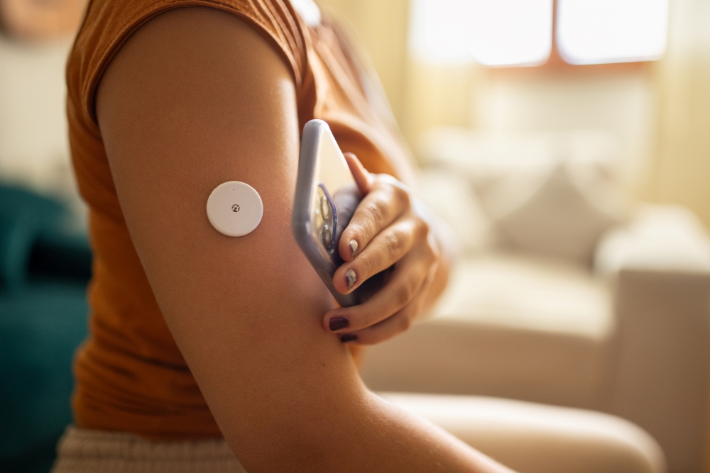 Discrete glucose monitors are considered worthwhile by some non-diabetes users.